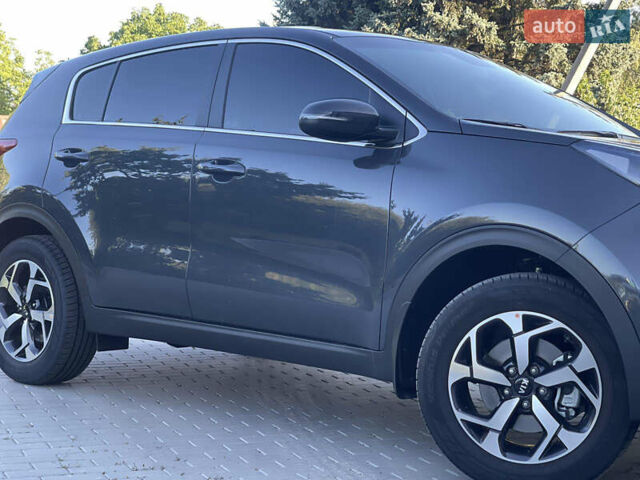 Серый Киа Sportage, объемом двигателя 1.6 л и пробегом 3 тыс. км за 21700 $, фото 7 на Automoto.ua