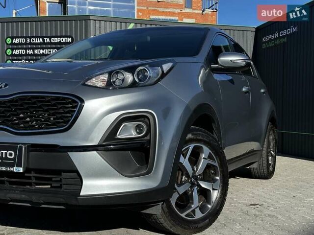 Сірий Кіа Sportage, об'ємом двигуна 1.59 л та пробігом 53 тис. км за 17999 $, фото 2 на Automoto.ua