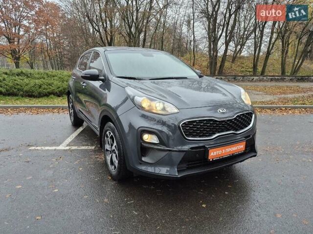 Сірий Кіа Sportage, об'ємом двигуна 1.59 л та пробігом 53 тис. км за 18900 $, фото 2 на Automoto.ua