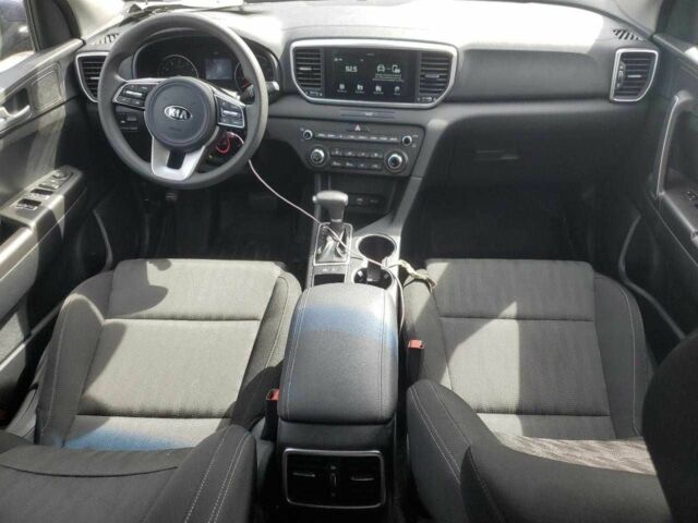 Сірий Кіа Sportage, об'ємом двигуна 0 л та пробігом 49 тис. км за 3900 $, фото 7 на Automoto.ua