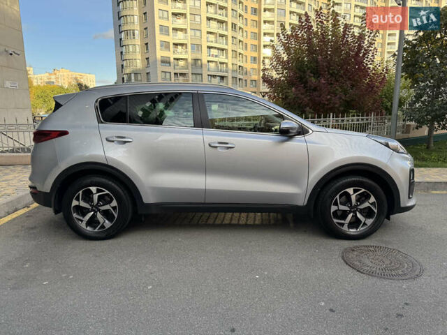 Киа Sportage 2020 в Киеве на Automoto.ua Серый Киа Sportage, объемом двигателя 1.59 л и пробегом 61 тыс. км за 19000 $, фото 4 на Automoto.ua