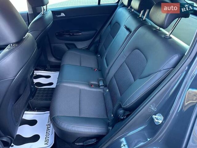 Серый Киа Sportage, объемом двигателя 2 л и пробегом 83 тыс. км за 26200 $, фото 67 на Automoto.ua