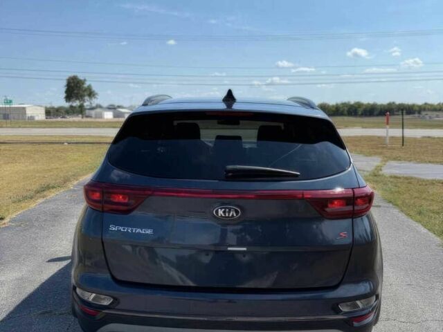 Сірий Кіа Sportage, об'ємом двигуна 2.4 л та пробігом 50 тис. км за 8600 $, фото 6 на Automoto.ua