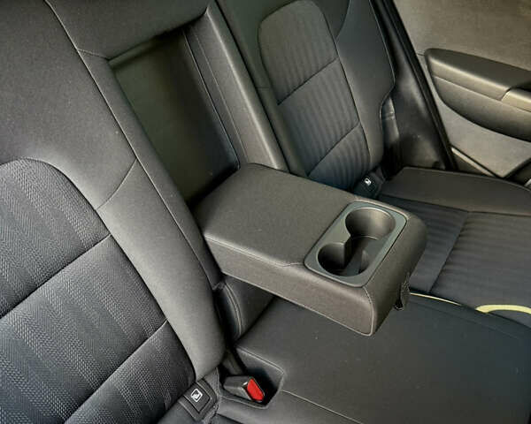 Сірий Кіа Sportage, об'ємом двигуна 1.6 л та пробігом 51 тис. км за 22500 $, фото 9 на Automoto.ua