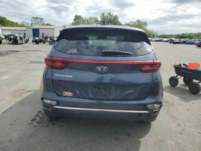Сірий Кіа Sportage, об'ємом двигуна 0 л та пробігом 49 тис. км за 3900 $, фото 5 на Automoto.ua