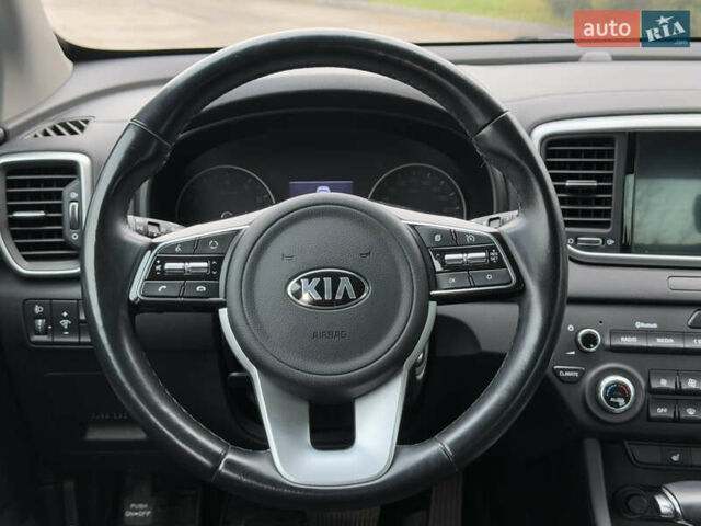 Сірий Кіа Sportage, об'ємом двигуна 1.59 л та пробігом 33 тис. км за 19999 $, фото 30 на Automoto.ua