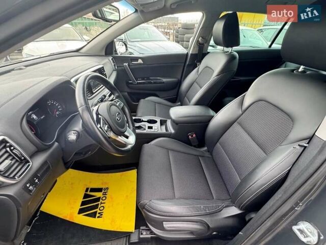 Серый Киа Sportage, объемом двигателя 2 л и пробегом 57 тыс. км за 26500 $, фото 47 на Automoto.ua