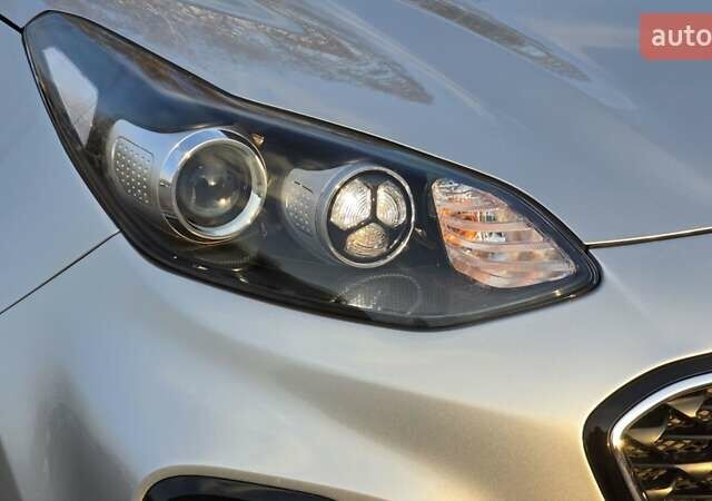 Сірий Кіа Sportage, об'ємом двигуна 1.6 л та пробігом 59 тис. км за 22000 $, фото 10 на Automoto.ua