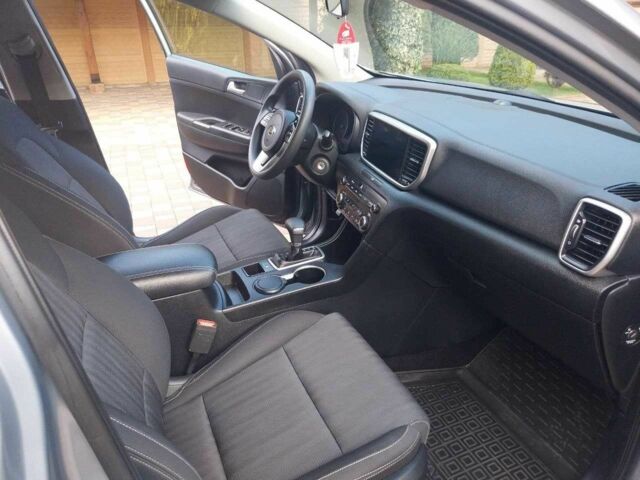 Сірий Кіа Sportage, об'ємом двигуна 1.6 л та пробігом 150 тис. км за 16900 $, фото 19 на Automoto.ua