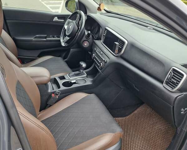 Серый Киа Sportage, объемом двигателя 1.59 л и пробегом 55 тыс. км за 20000 $, фото 18 на Automoto.ua