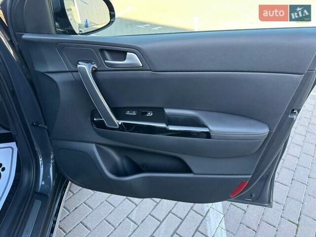 Серый Киа Sportage, объемом двигателя 2 л и пробегом 83 тыс. км за 26200 $, фото 78 на Automoto.ua