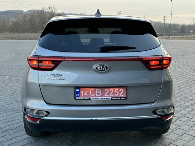 Киа Sportage 2020 в Черновцах на Automoto.ua Серый Киа Sportage, объемом двигателя 2.4 л и пробегом 128 тыс. км за 16800 $, фото 2 на Automoto.ua