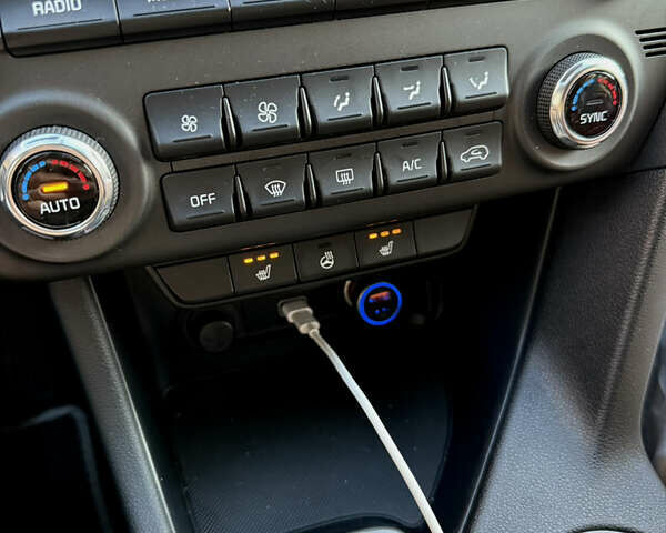 Сірий Кіа Sportage, об'ємом двигуна 1.6 л та пробігом 51 тис. км за 22500 $, фото 10 на Automoto.ua