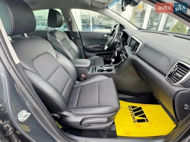 Серый Киа Sportage, объемом двигателя 2 л и пробегом 57 тыс. км за 26500 $, фото 60 на Automoto.ua