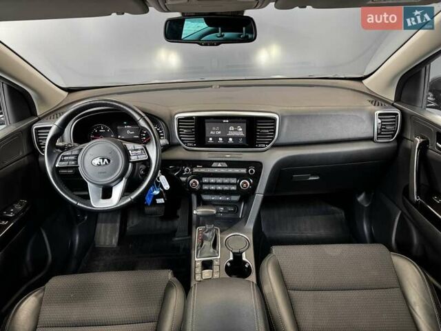 Сірий Кіа Sportage, об'ємом двигуна 2 л та пробігом 77 тис. км за 26500 $, фото 31 на Automoto.ua