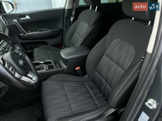 Серый Киа Sportage, объемом двигателя 1.59 л и пробегом 49 тыс. км за 18800 $, фото 18 на Automoto.ua