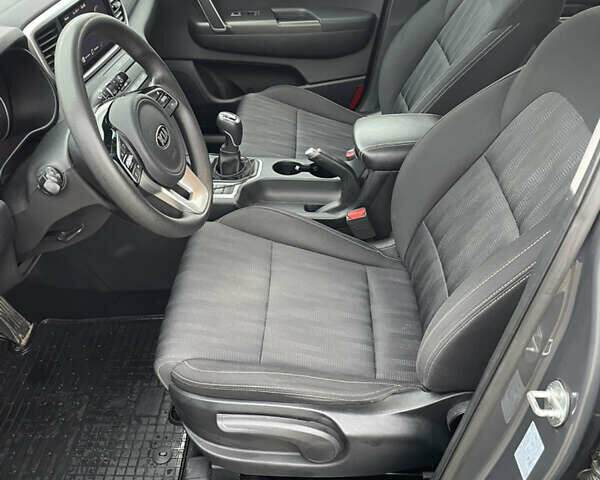 Серый Киа Sportage, объемом двигателя 1.59 л и пробегом 46 тыс. км за 15950 $, фото 10 на Automoto.ua
