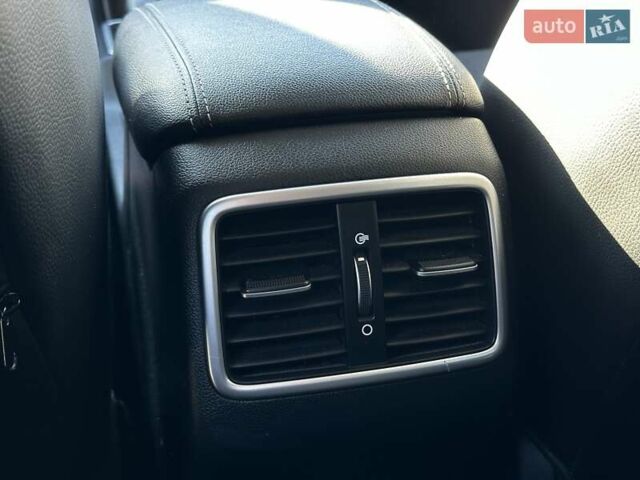 Сірий Кіа Sportage, об'ємом двигуна 1.59 л та пробігом 53 тис. км за 17999 $, фото 32 на Automoto.ua