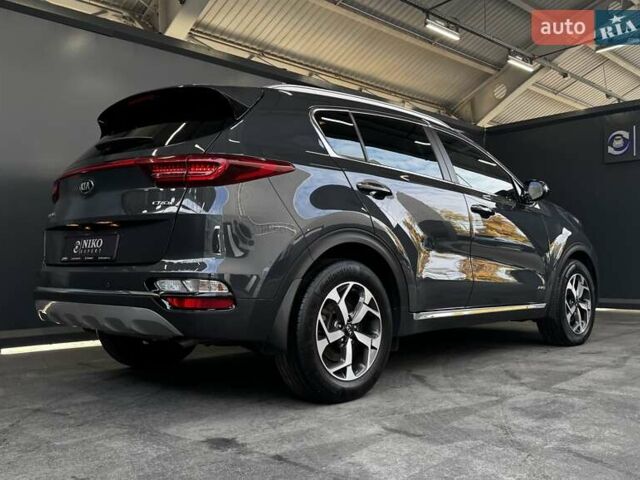 Сірий Кіа Sportage, об'ємом двигуна 2 л та пробігом 77 тис. км за 26500 $, фото 18 на Automoto.ua