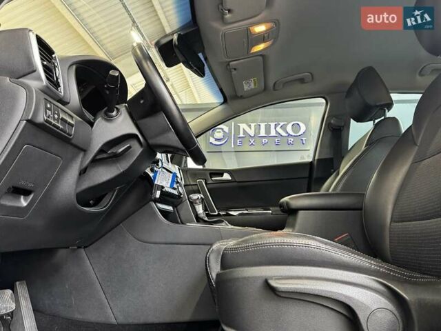 Сірий Кіа Sportage, об'ємом двигуна 2 л та пробігом 77 тис. км за 26500 $, фото 27 на Automoto.ua
