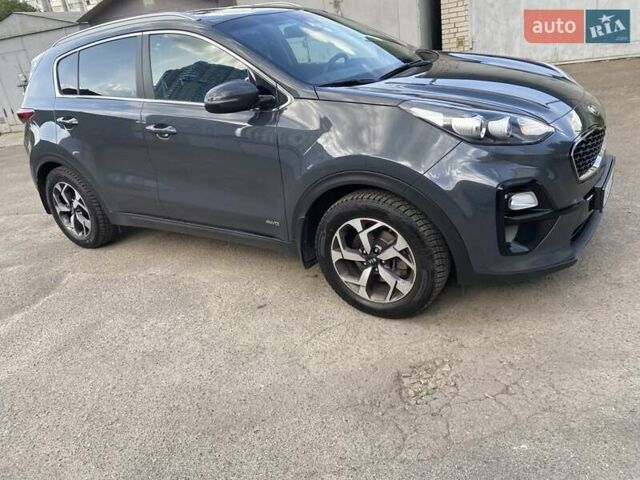 Серый Киа Sportage, объемом двигателя 1.6 л и пробегом 93 тыс. км за 21500 $, фото 1 на Automoto.ua