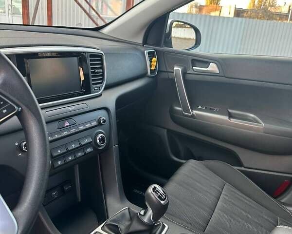 Серый Киа Sportage, объемом двигателя 1.59 л и пробегом 73 тыс. км за 18300 $, фото 27 на Automoto.ua