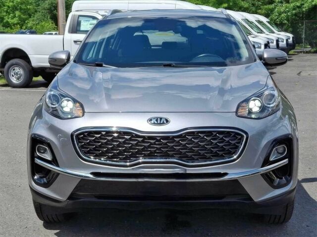 Киа Sportage 2020 в Черновцах на Automoto.ua Серый Киа Sportage, объемом двигателя 2.4 л и пробегом 49 тыс. км за 12400 $, фото 1 на Automoto.ua