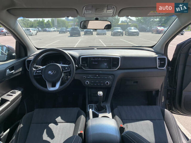 Серый Киа Sportage, объемом двигателя 1.59 л и пробегом 42 тыс. км за 17999 $, фото 12 на Automoto.ua
