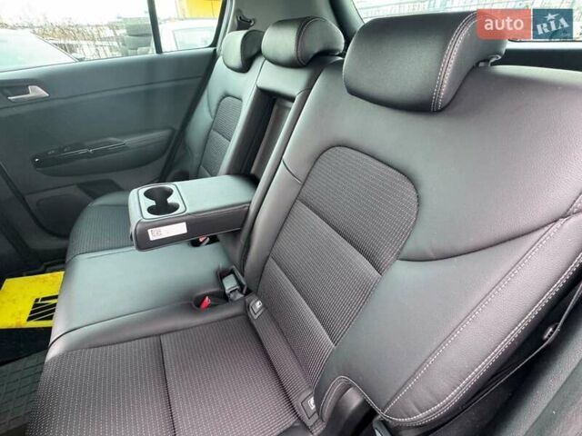 Серый Киа Sportage, объемом двигателя 2 л и пробегом 57 тыс. км за 26500 $, фото 12 на Automoto.ua