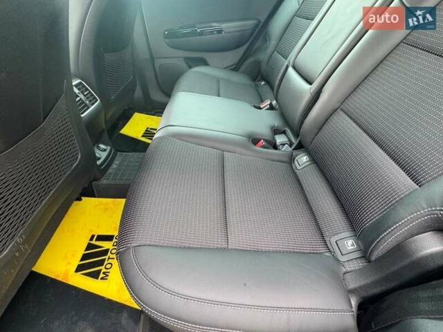 Серый Киа Sportage, объемом двигателя 2 л и пробегом 57 тыс. км за 26500 $, фото 53 на Automoto.ua