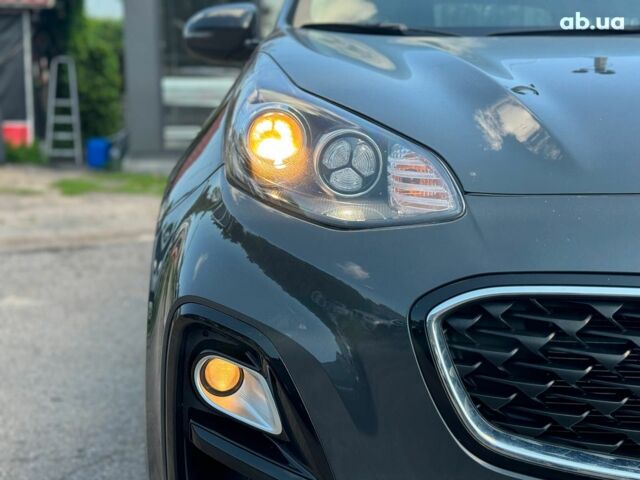 Серый Киа Sportage, объемом двигателя 1.6 л и пробегом 43 тыс. км за 20990 $, фото 2 на Automoto.ua
