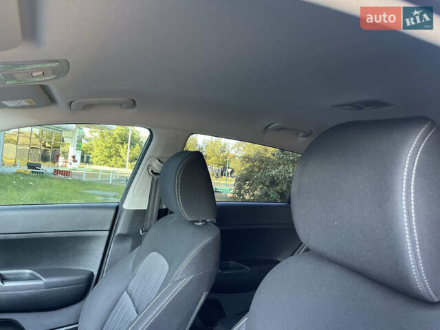 Серый Киа Sportage, объемом двигателя 1.6 л и пробегом 3 тыс. км за 21700 $, фото 32 на Automoto.ua