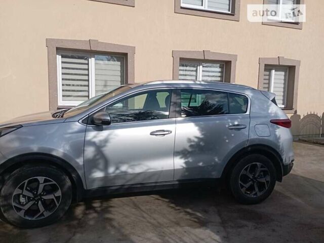 Сірий Кіа Sportage, об'ємом двигуна 1.59 л та пробігом 6 тис. км за 20500 $, фото 11 на Automoto.ua