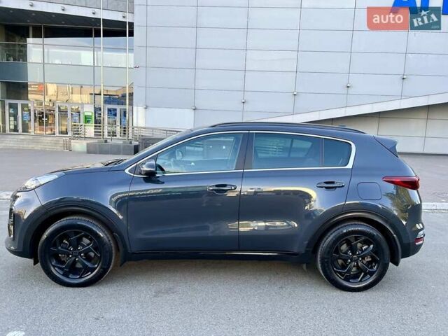 Сірий Кіа Sportage, об'ємом двигуна 1.59 л та пробігом 105 тис. км за 21300 $, фото 3 на Automoto.ua