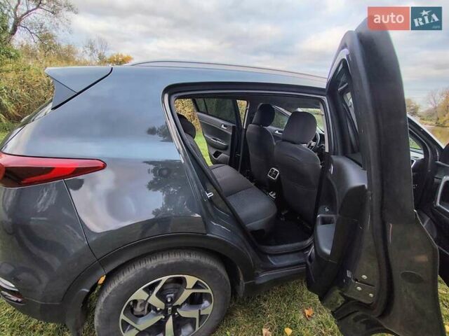Серый Киа Sportage, объемом двигателя 1.59 л и пробегом 32 тыс. км за 19640 $, фото 11 на Automoto.ua