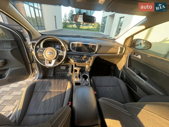 Серый Киа Sportage, объемом двигателя 1.59 л и пробегом 126 тыс. км за 20500 $, фото 5 на Automoto.ua