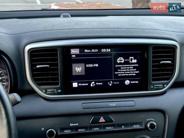 Киа Sportage 2021 в Харькове на Automoto.ua Серый Киа Sportage, объемом двигателя 1.59 л и пробегом 21 тыс. км за 19900 $, фото 30 на Automoto.ua