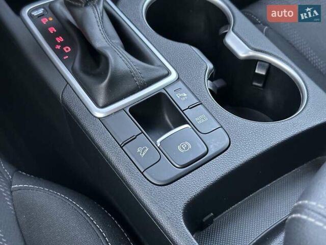 Киа Sportage 2021 в Харькове на Automoto.ua Серый Киа Sportage, объемом двигателя 1.59 л и пробегом 21 тыс. км за 19900 $, фото 32 на Automoto.ua