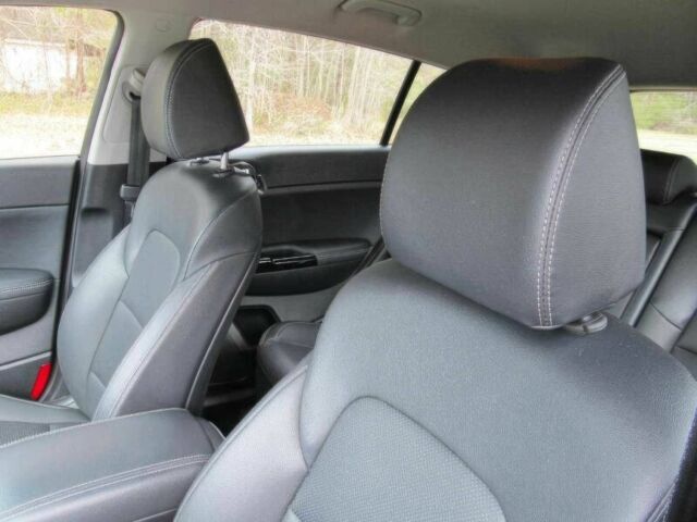 Серый Киа Sportage, объемом двигателя 2.4 л и пробегом 26 тыс. км за 12500 $, фото 10 на Automoto.ua