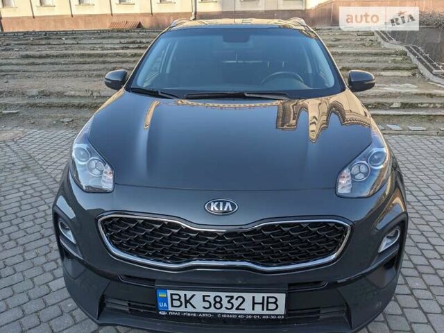 Сірий Кіа Sportage, об'ємом двигуна 1.59 л та пробігом 45 тис. км за 21000 $, фото 4 на Automoto.ua