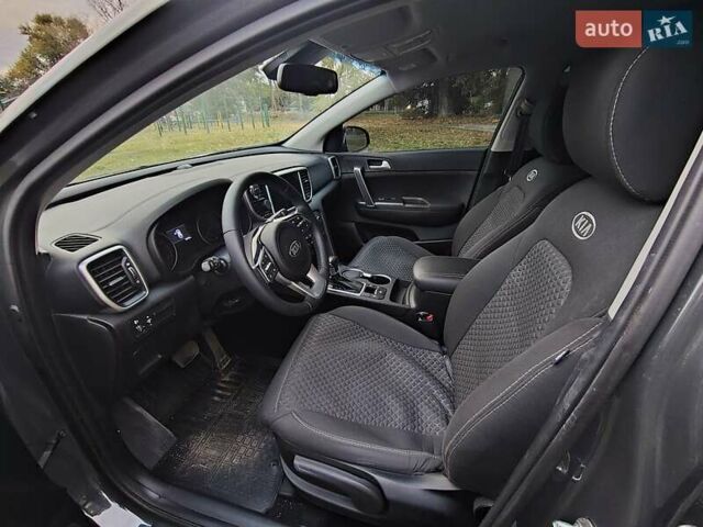 Серый Киа Sportage, объемом двигателя 1.59 л и пробегом 32 тыс. км за 19640 $, фото 16 на Automoto.ua