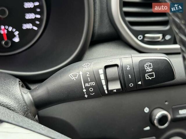 Сірий Кіа Sportage, об'ємом двигуна 1.59 л та пробігом 48 тис. км за 19500 $, фото 42 на Automoto.ua