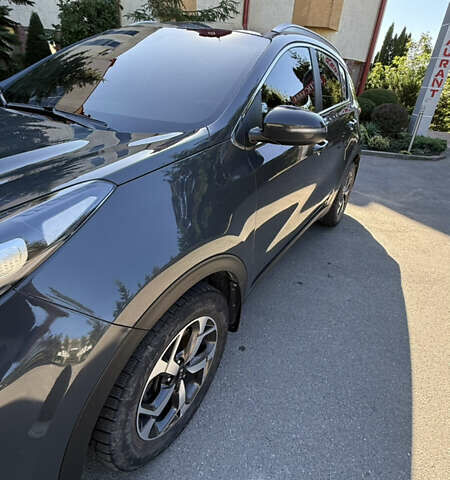 Серый Киа Sportage, объемом двигателя 1.6 л и пробегом 130 тыс. км за 17900 $, фото 11 на Automoto.ua