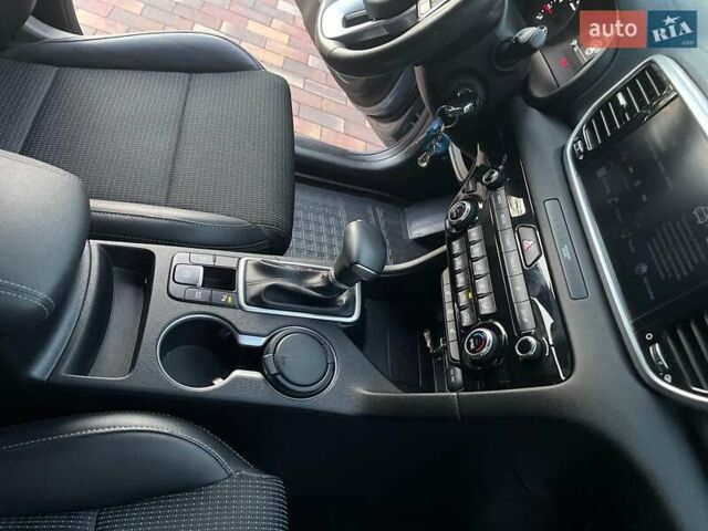Серый Киа Sportage, объемом двигателя 1.59 л и пробегом 13 тыс. км за 25000 $, фото 36 на Automoto.ua