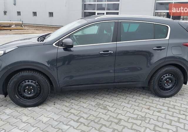 Сірий Кіа Sportage, об'ємом двигуна 1.59 л та пробігом 73 тис. км за 19000 $, фото 3 на Automoto.ua