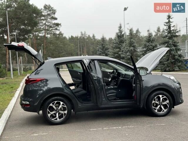 Сірий Кіа Sportage, об'ємом двигуна 1.59 л та пробігом 48 тис. км за 19500 $, фото 27 на Automoto.ua