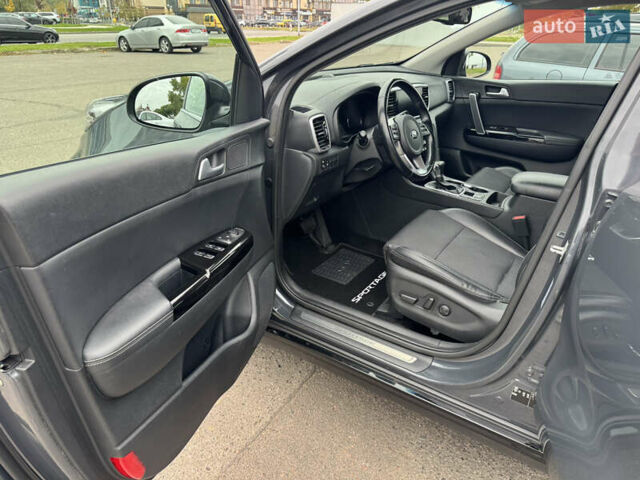 Киа Sportage 2021 в Черкассах на Automoto.ua Серый Киа Sportage, объемом двигателя 1.59 л и пробегом 100 тыс. км за 21000 $, фото 20 на Automoto.ua