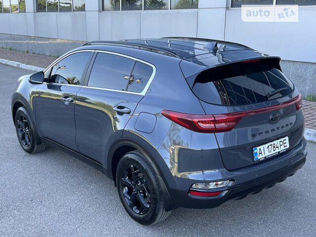 Сірий Кіа Sportage, об'ємом двигуна 1.59 л та пробігом 20 тис. км за 21700 $, фото 4 на Automoto.ua