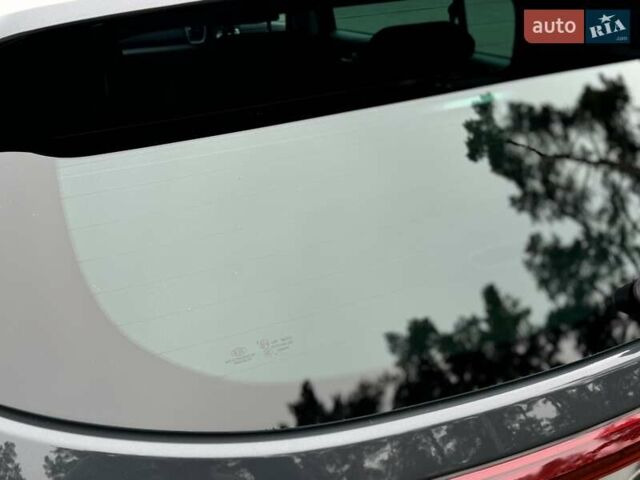 Сірий Кіа Sportage, об'ємом двигуна 1.59 л та пробігом 48 тис. км за 19500 $, фото 24 на Automoto.ua