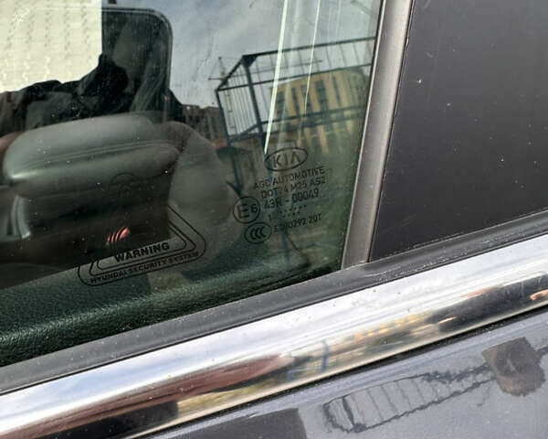 Серый Киа Sportage, объемом двигателя 1.59 л и пробегом 58 тыс. км за 18000 $, фото 18 на Automoto.ua